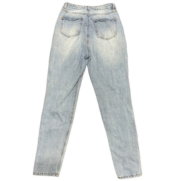 Missguided Riot High Rise Mom Jeans Distressed Light Wash Size 4R - Picture 2 of 6